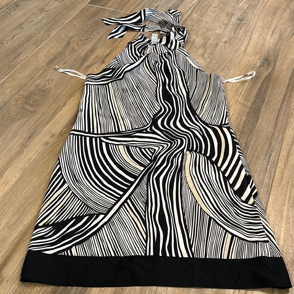 White House black market size 6 dress
